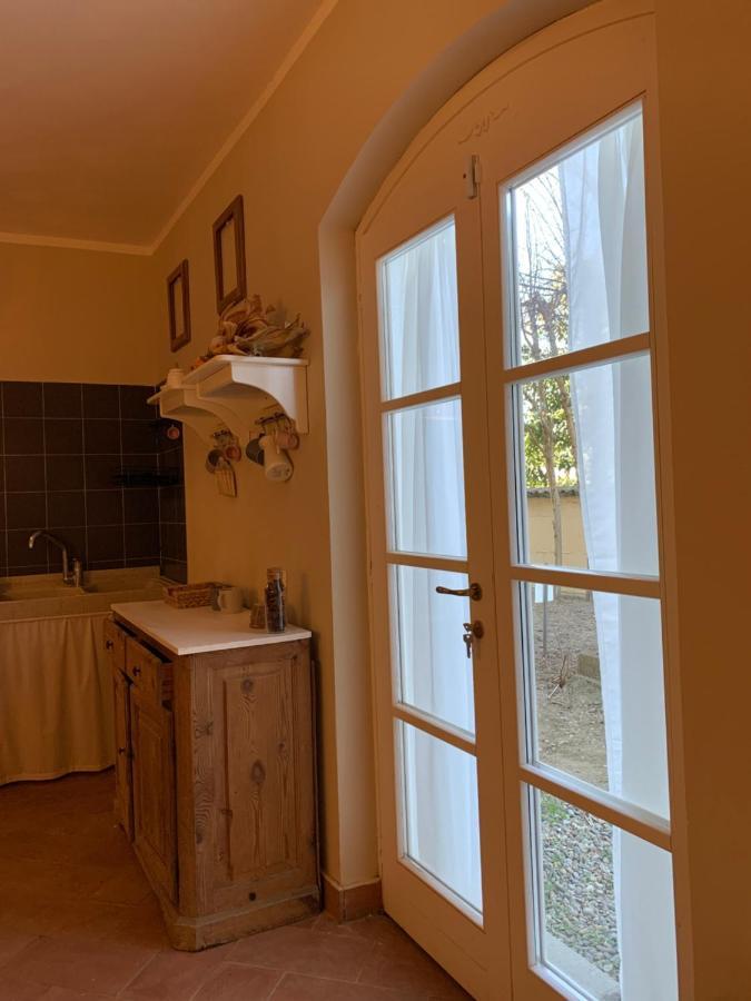 Badia Pavese La Casa Nei Campiヴィラ エクステリア 写真